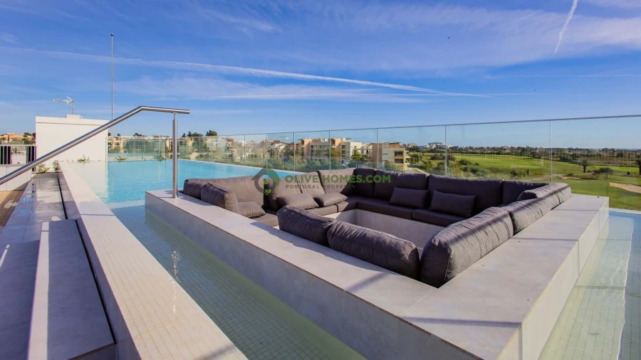 Apartamento T3 para Venda em Quarteira Foto 47