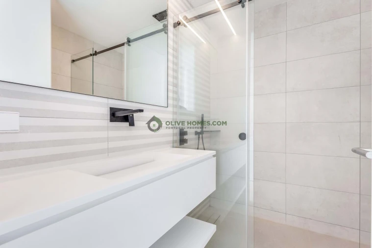 Apartamento T3 para Venda em Quarteira Foto 26