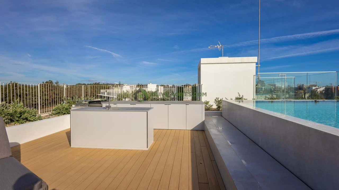 Apartamento T3 para Venda em Quarteira Foto 44
