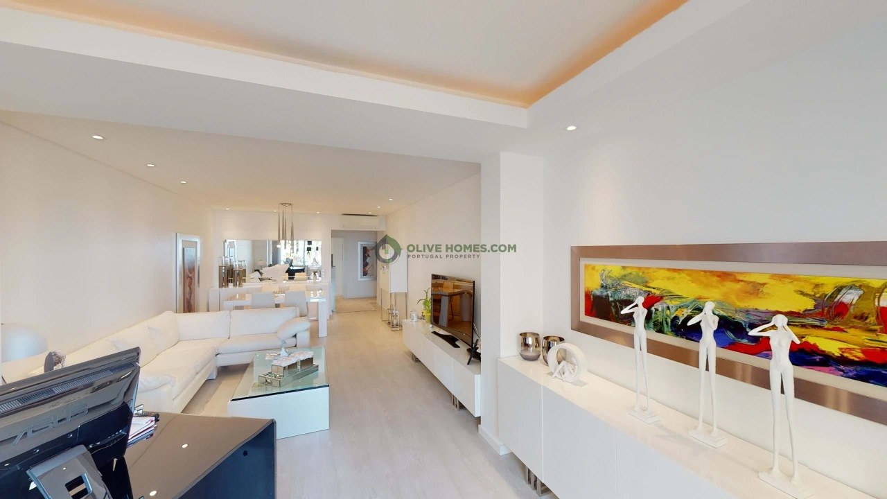 Apartamento T2 para Venda em Quarteira Foto 17