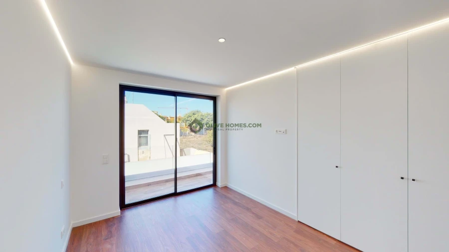 Moradia T3 para Venda em Olhão Foto 42