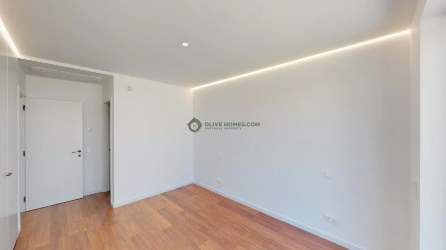 Moradia T3 para Venda em Olhão Foto 45