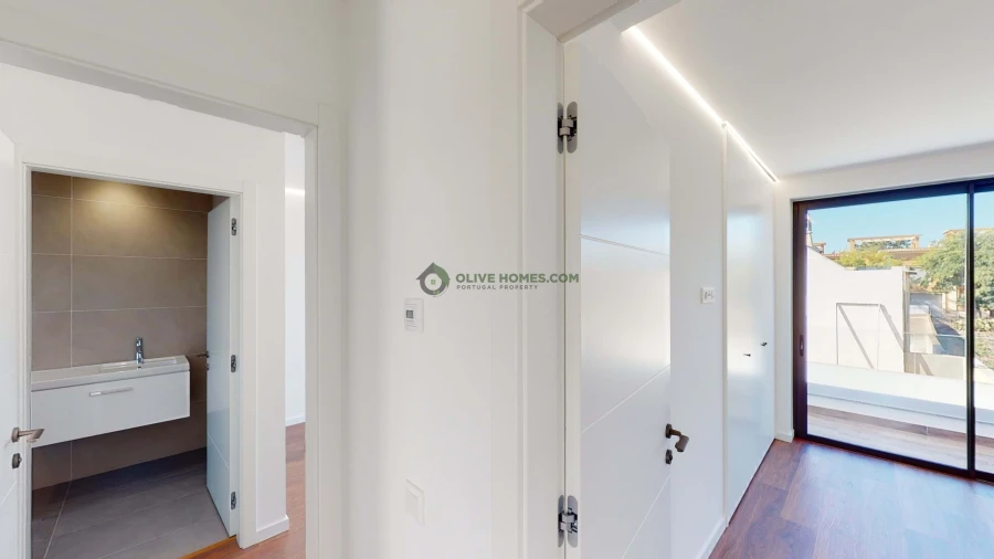 Moradia T3 para Venda em Olhão Foto 29