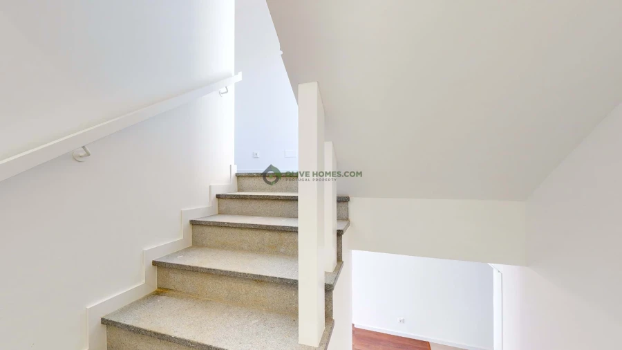 Moradia T3 para Venda em Olhão Foto 27