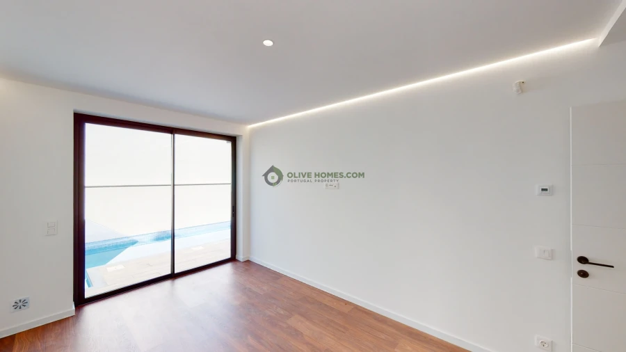 Moradia T3 para Venda em Olhão Foto 24