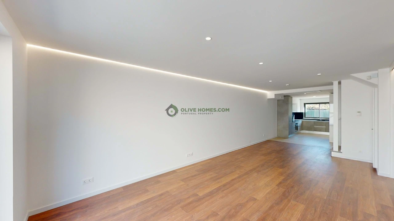 Moradia T3 para Venda em Olhão Foto 16