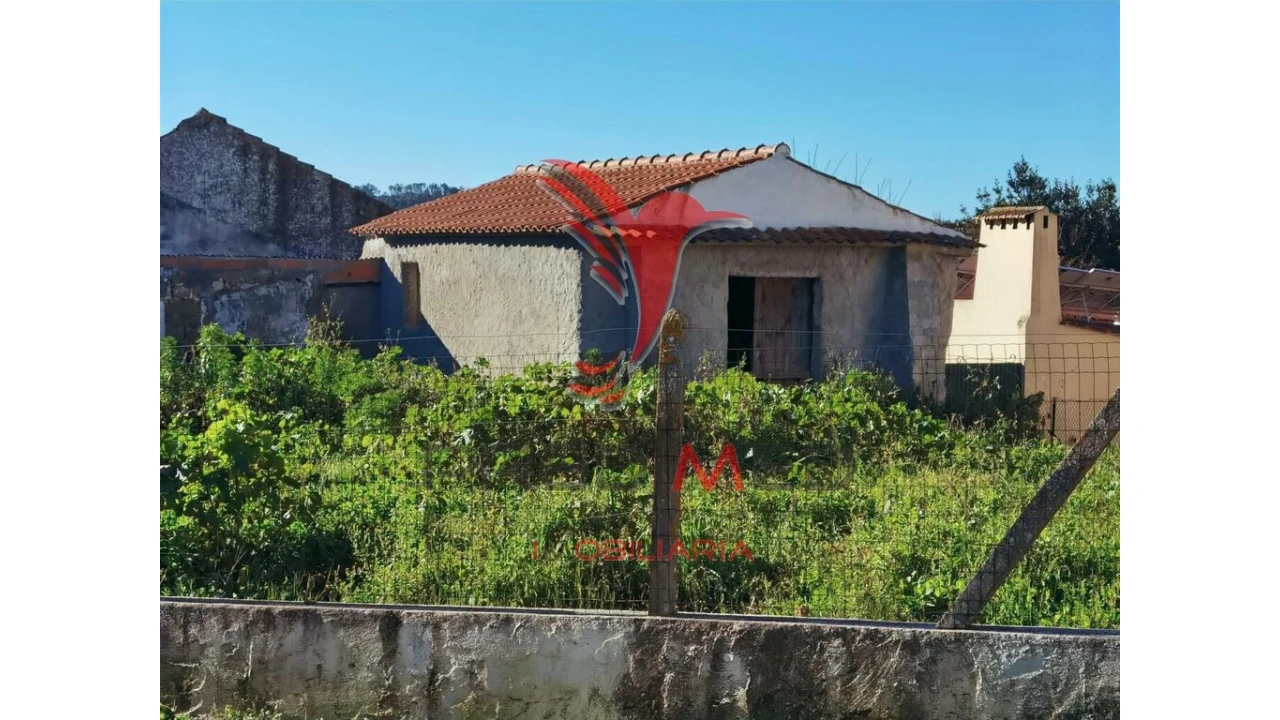 Moradia T2 para Venda em Azoia de Cima e Tremês Foto 15