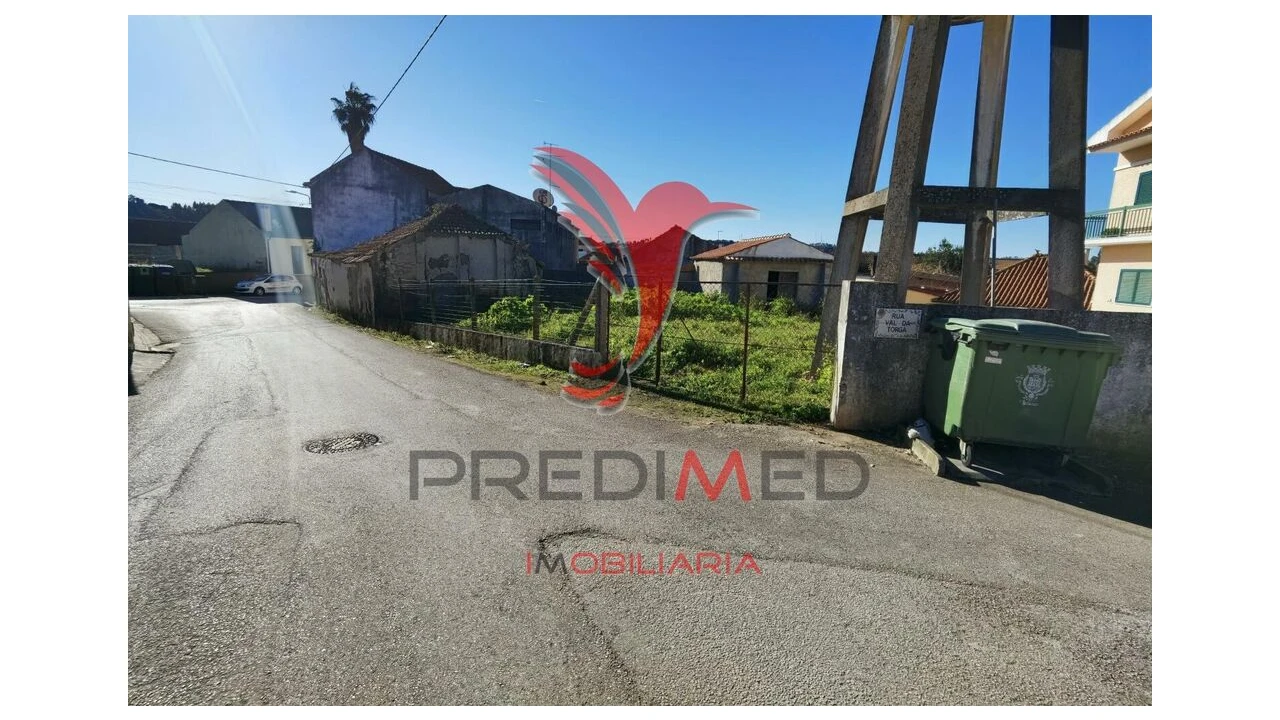 Moradia T2 para Venda em Azoia de Cima e Tremês Foto 12