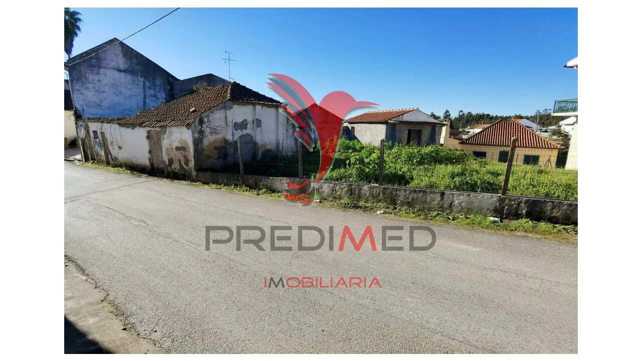Moradia T2 para Venda em Azoia de Cima e Tremês Foto 13