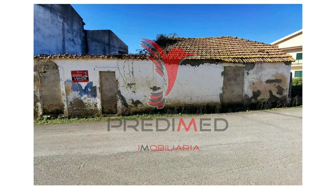 Moradia T2 para Venda em Azoia de Cima e Tremês Foto 6