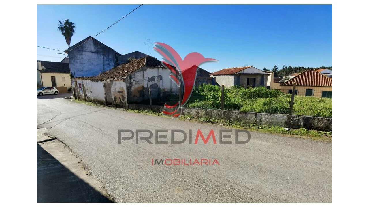 Moradia T2 para Venda em Azoia de Cima e Tremês Foto 7