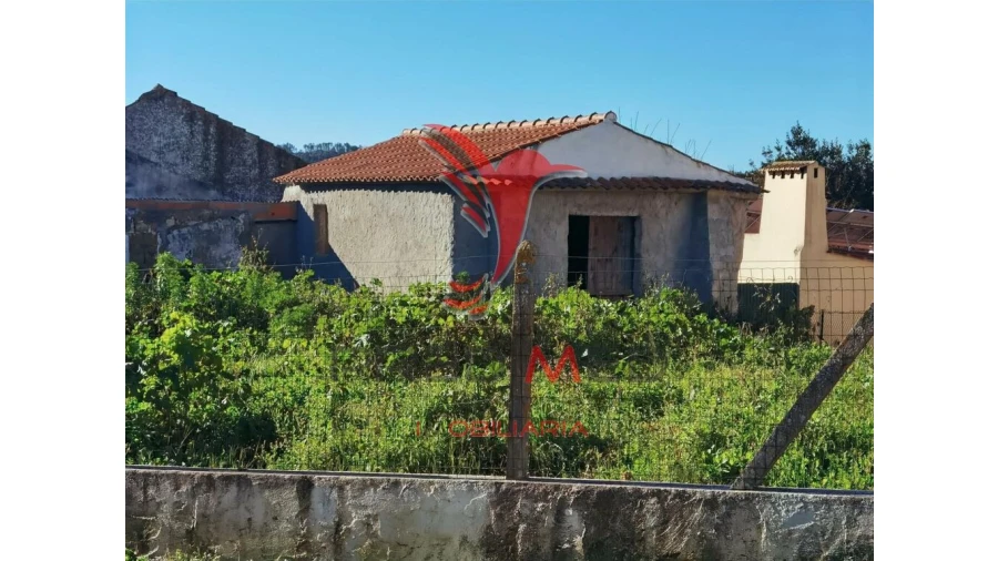 Moradia T2 para Venda em Azoia de Cima e Tremês Foto 15