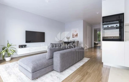 Apartamento T2 para Venda em Funchal (Se)