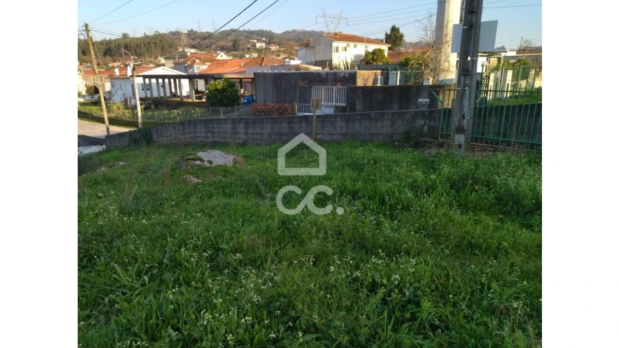 Terreno para Venda em Serzedelo Foto 3