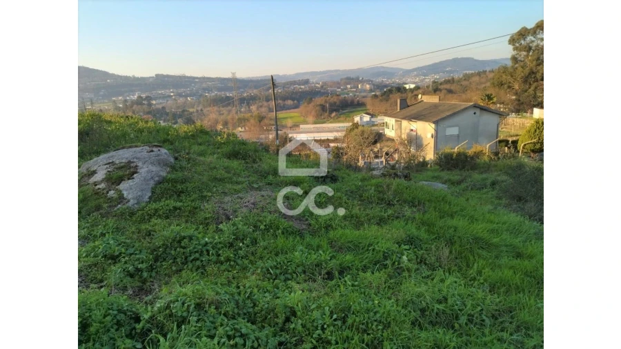 Terreno para Venda em Serzedelo