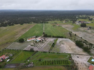 Quinta T6 para Venda em Grândola e Santa Margarida da Serra