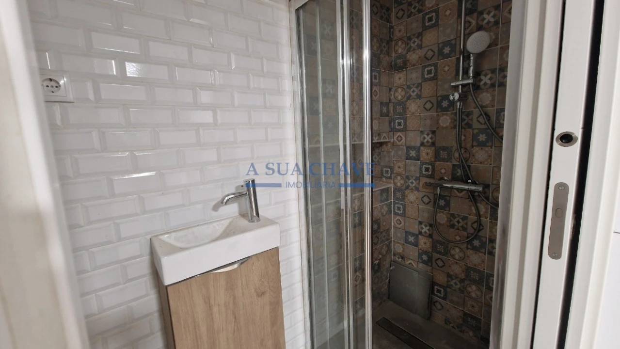 Apartamento T1 para Venda em União das Freguesias de Setúbal Foto 3