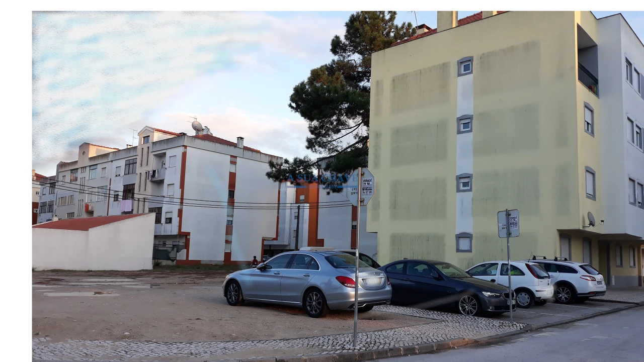 Terreno para Venda em Quinta do Conde Foto 7