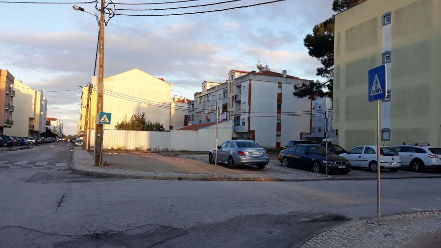 Terreno para Venda em Quinta do Conde Foto 4