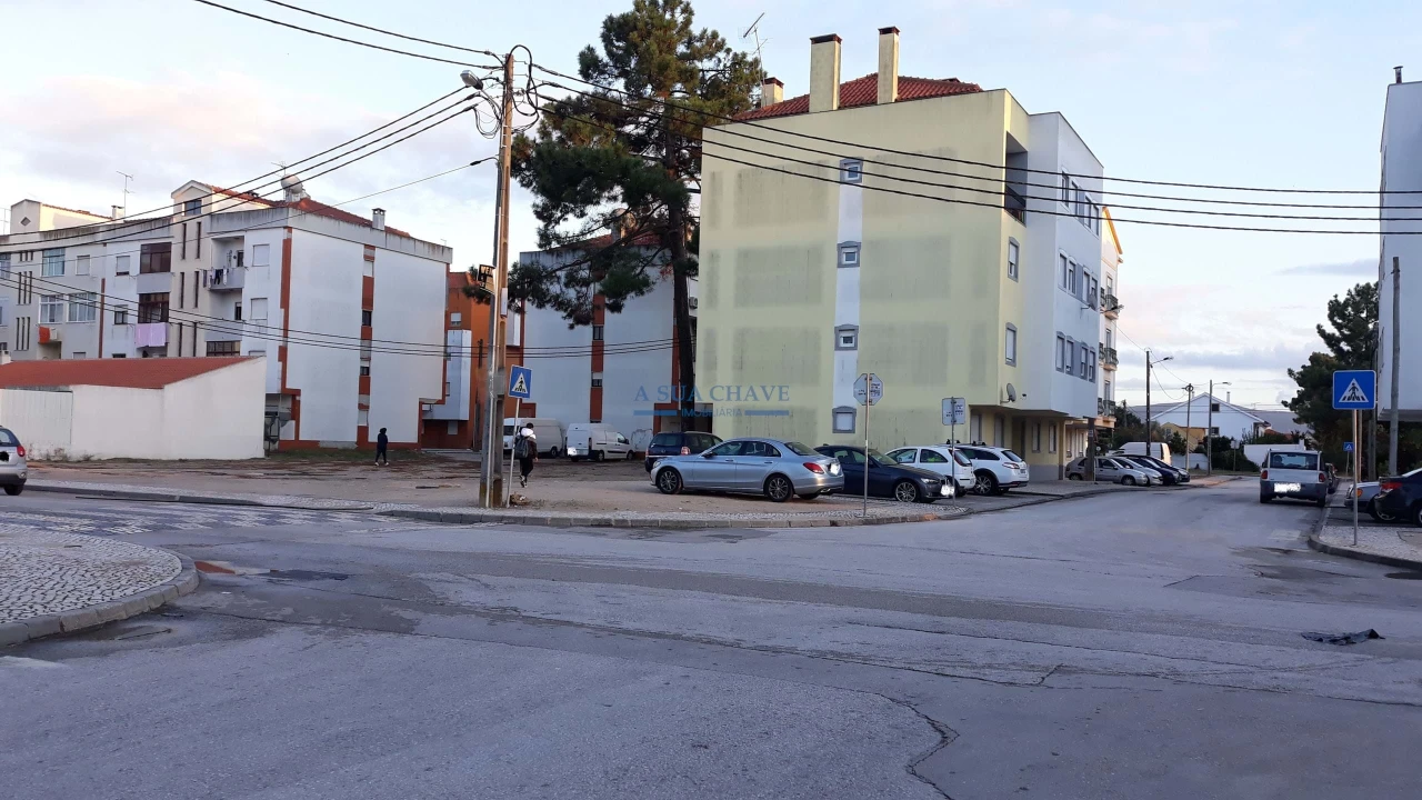 Terreno para Venda em Quinta do Conde Foto 3