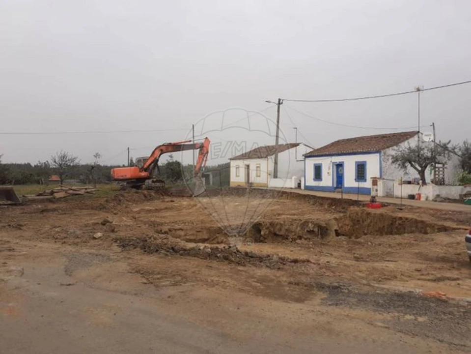 Terreno para Venda em Envendos Foto 1