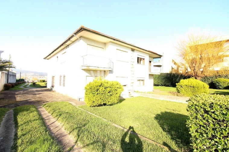 Moradia T3 para Venda em Barcelinhos Foto 2