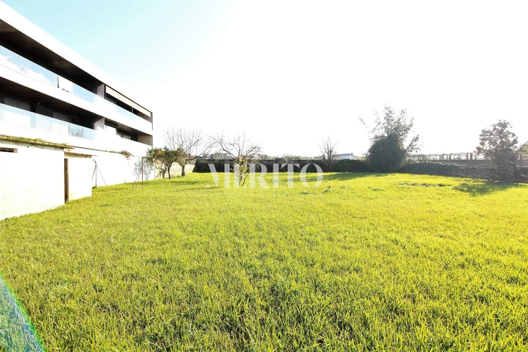 Moradia T3 para Venda em Barcelinhos Foto 8