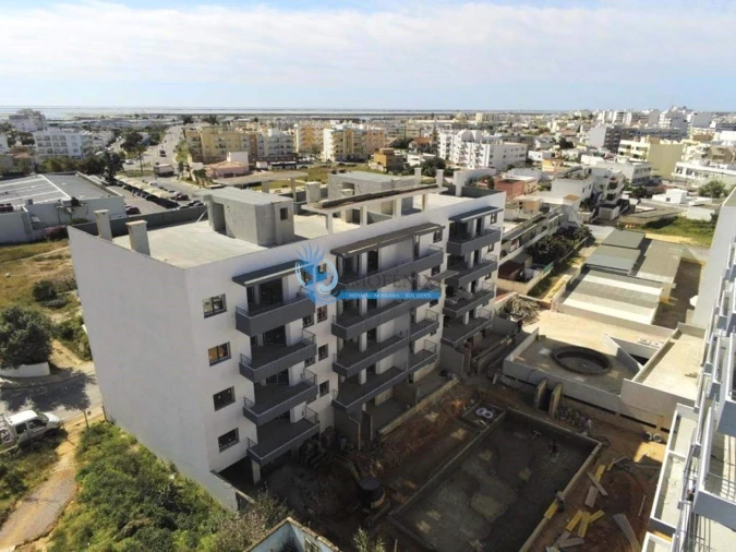 Apartamento T3 para Venda em Quelfes Foto 36