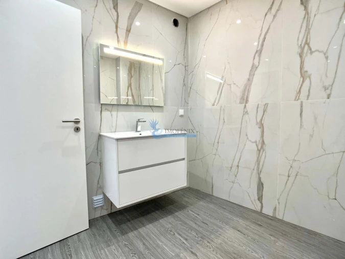 Apartamento T3 para Venda em Quelfes Foto 18