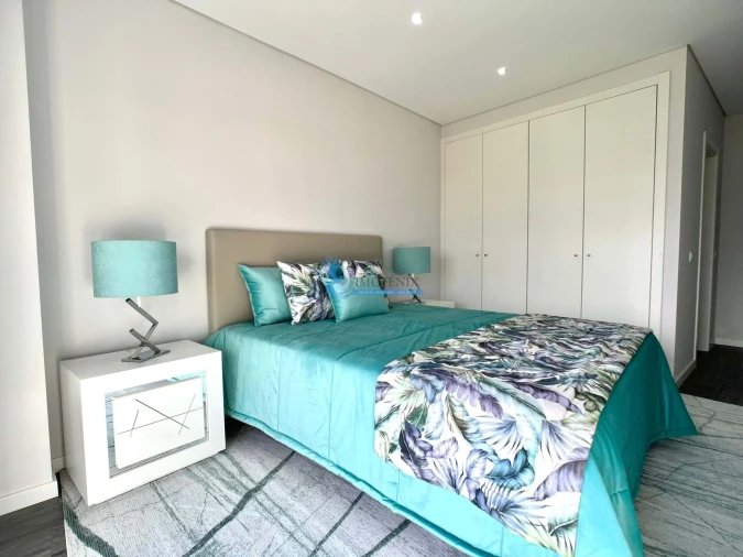 Apartamento T3 para Venda em Quelfes Foto 21