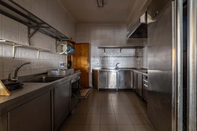 Negócio para Venda em Pernes