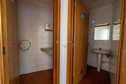 Negócio para Venda em Pernes