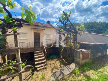 Moradia T2 para Venda em Figueiró dos Vinhos e Bairradas