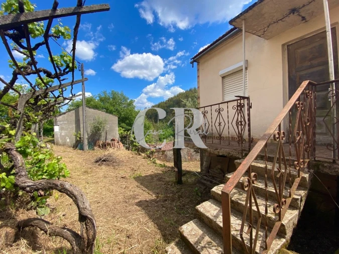 Moradia T2 para Venda em Figueiró dos Vinhos e Bairradas Foto 2