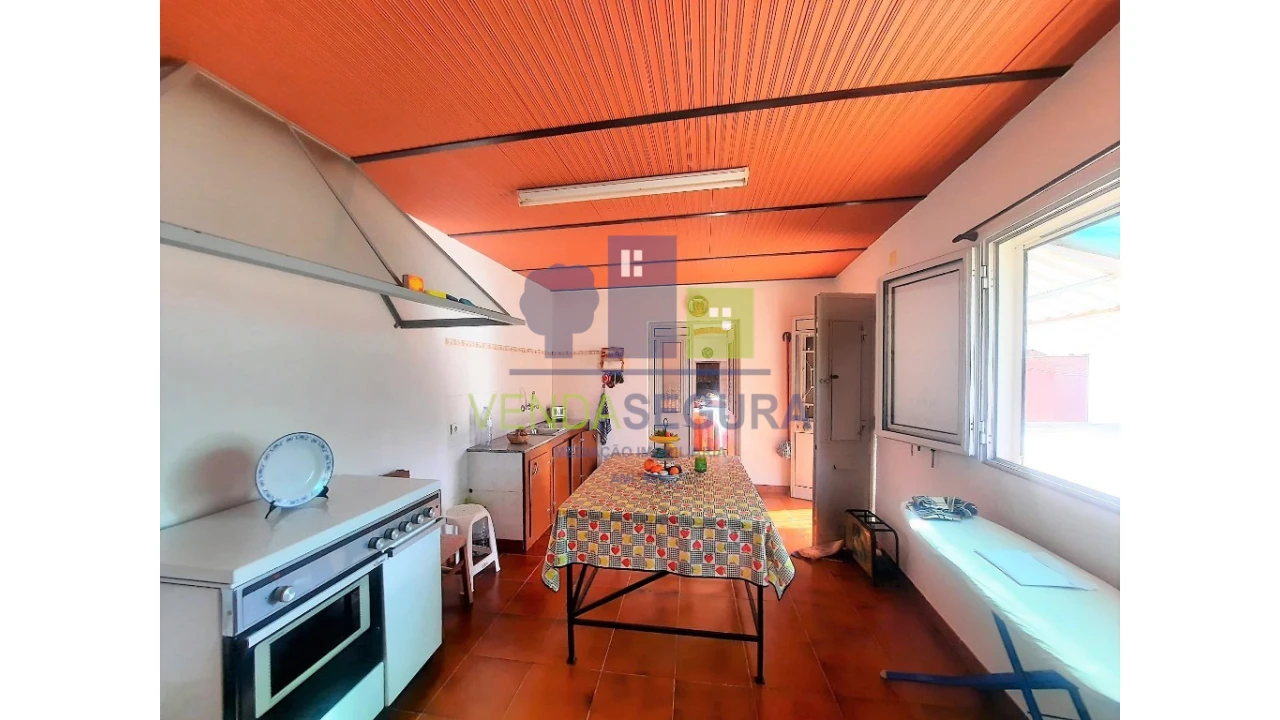 Moradia T5 para Venda em Safara e Santo Aleixo da Restauração Foto 4