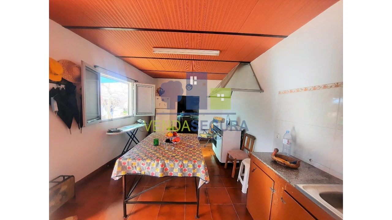 Moradia T5 para Venda em Safara e Santo Aleixo da Restauração Foto 5