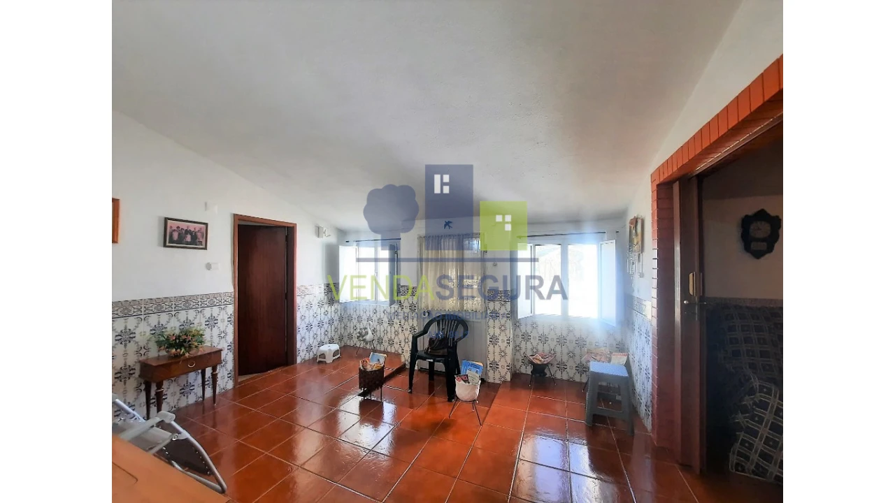 Moradia T5 para Venda em Safara e Santo Aleixo da Restauração Foto 27