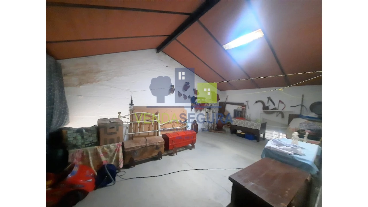 Moradia T5 para Venda em Safara e Santo Aleixo da Restauração Foto 35