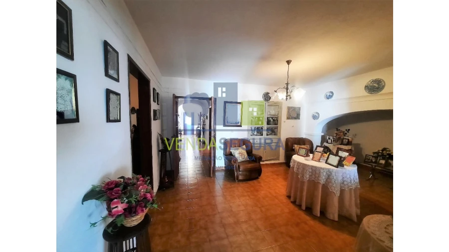 Moradia T5 para Venda em Safara e Santo Aleixo da Restauração Foto 24