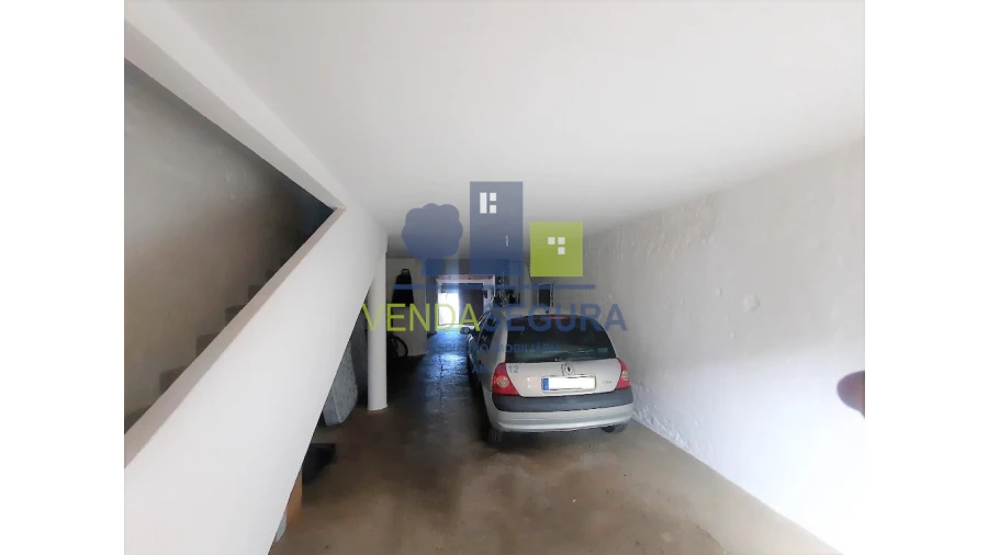 Moradia T5 para Venda em Safara e Santo Aleixo da Restauração Foto 8