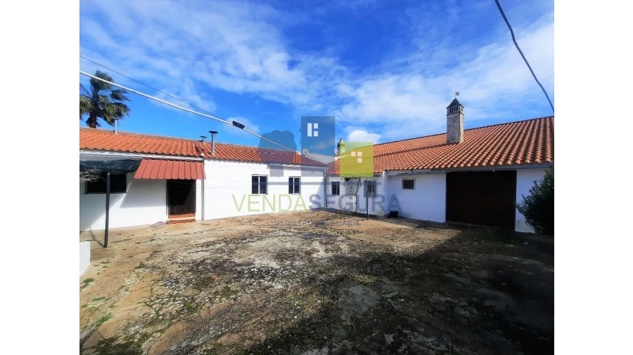 Moradia T5 para Venda em Safara e Santo Aleixo da Restauração Foto 21