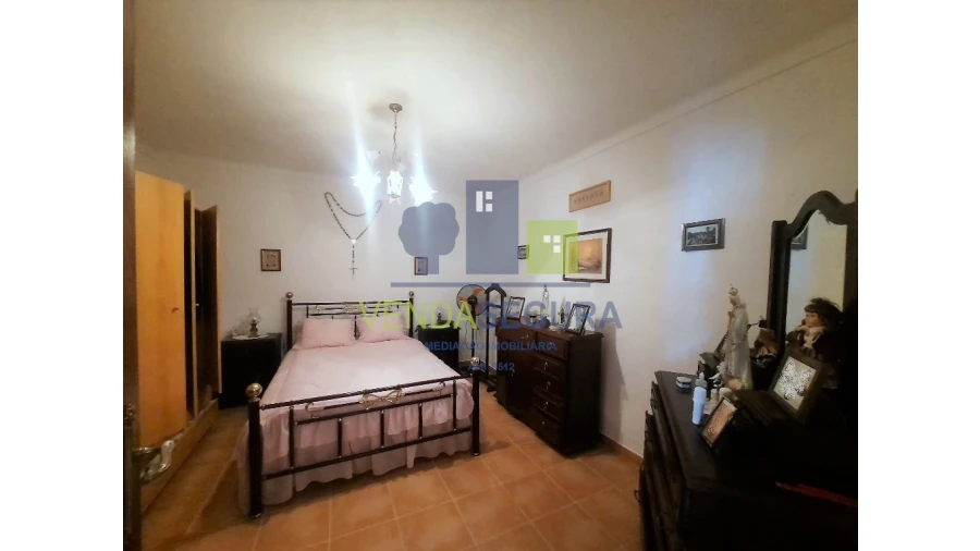 Moradia T5 para Venda em Safara e Santo Aleixo da Restauração Foto 18