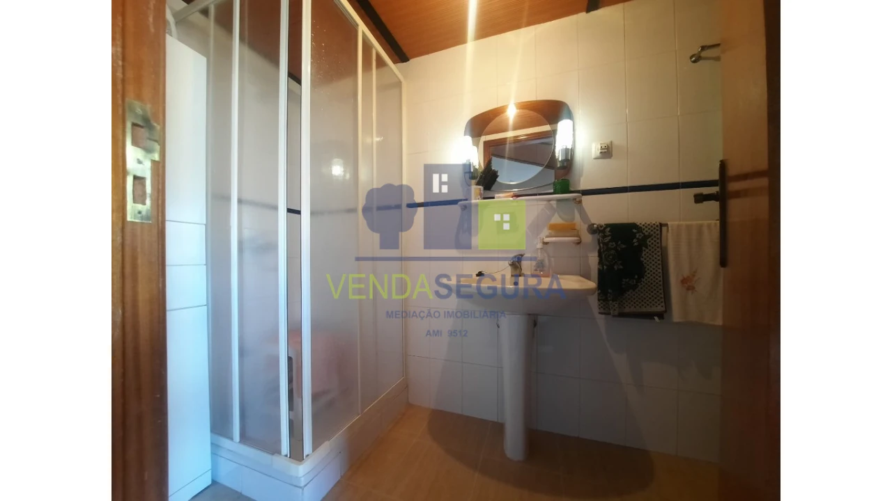 Moradia T5 para Venda em Safara e Santo Aleixo da Restauração Foto 10