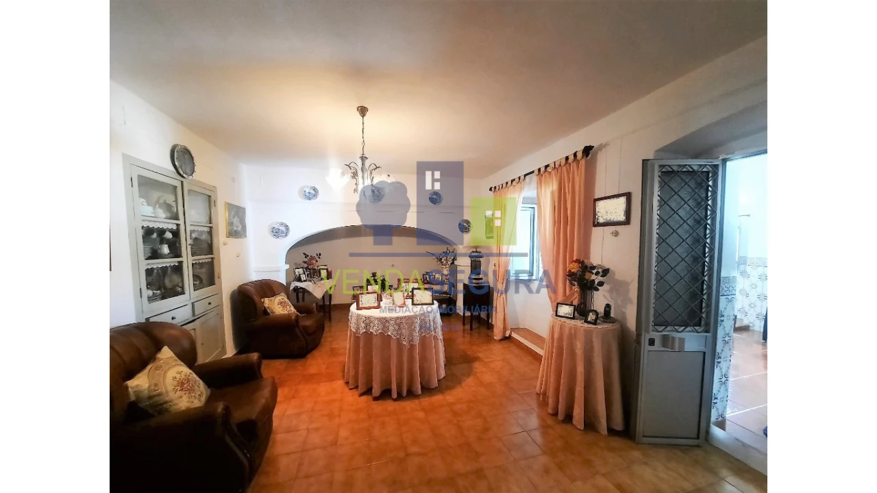 Moradia T5 para Venda em Safara e Santo Aleixo da Restauração Foto 23