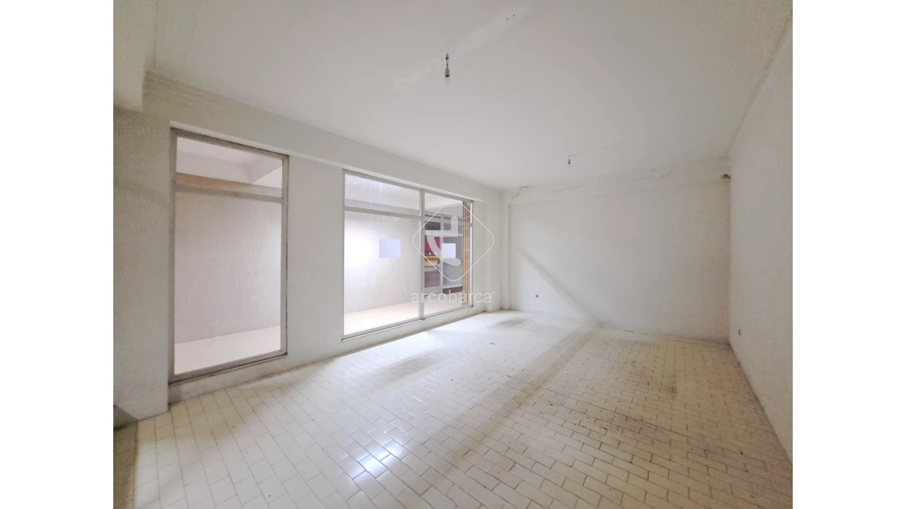 Loja para Venda em Ponte da Barca, V.N. Muía, Paço Vedro Magalhães Foto 4