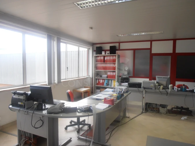 Loja para Venda em Alverca do Ribatejo e Sobralinho Foto 6