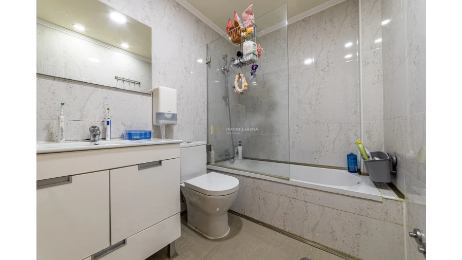 Moradia T5 para Venda em Algés, Linda-A-Velha e Cruz Quebrada-Dafundo Foto 23