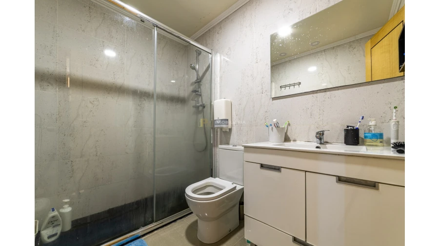 Moradia T5 para Venda em Algés, Linda-A-Velha e Cruz Quebrada-Dafundo Foto 17