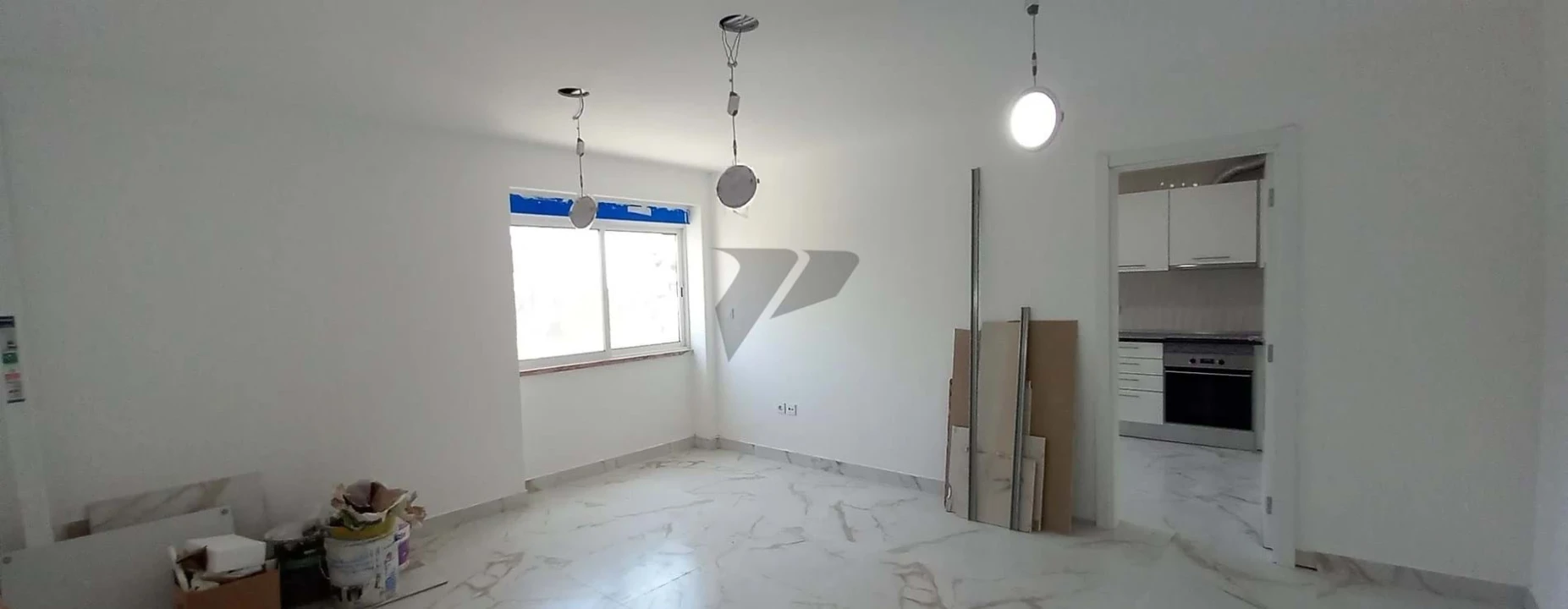 Apartamento T3 para Venda em Charneca de Caparica e Sobreda Foto 8