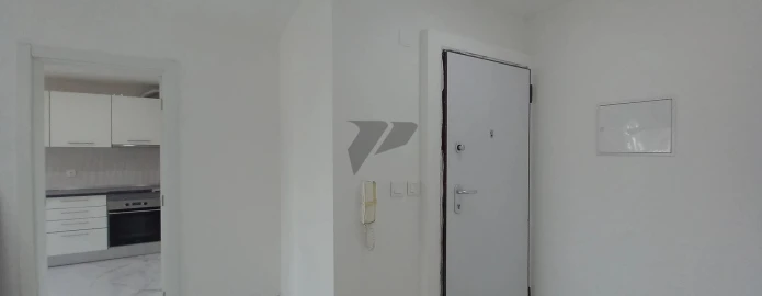 Apartamento T3 para Venda em Charneca de Caparica e Sobreda